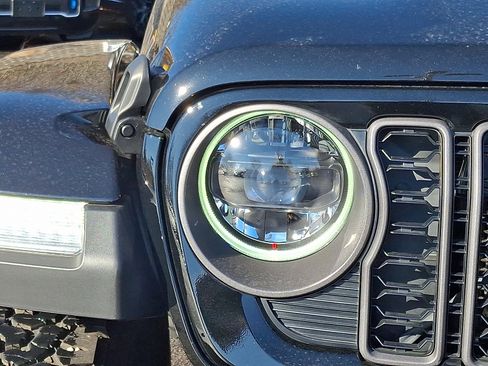 Certified 2024 Jeep Wrangler Unlimited Rubicon 392 image 9