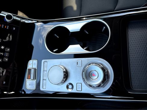 New 2026 Genesis GV70 2.5T image 13