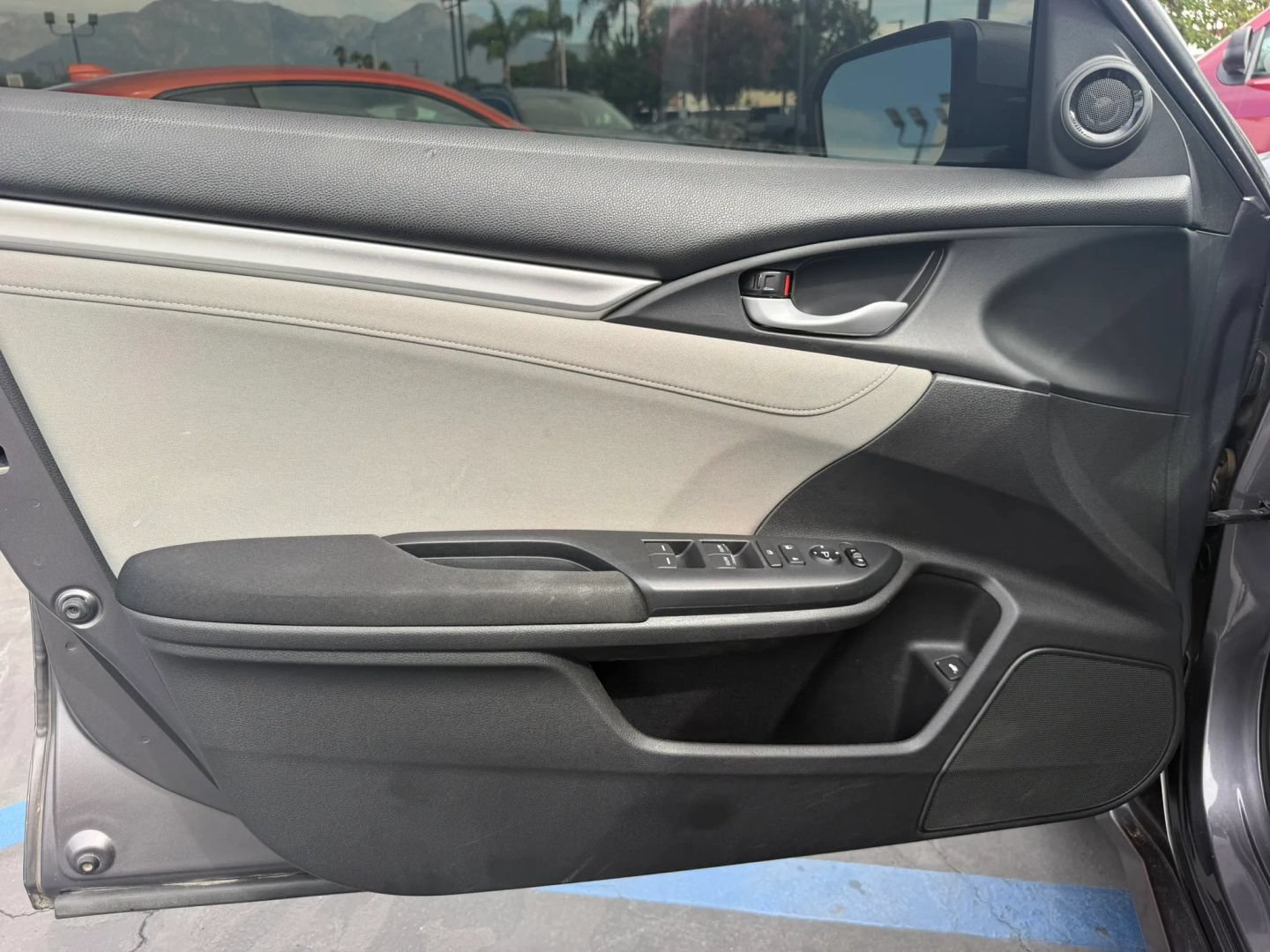 Used 2020 Honda Civic EX image 21