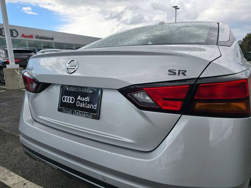 Used 2022 Nissan Altima 2.5 SR image 15