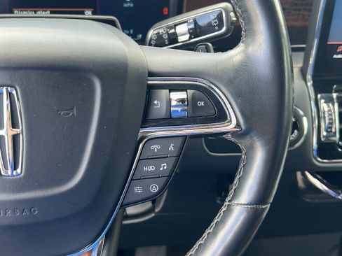 Used 2023 Lincoln Navigator Black Label AWD/4WD image 12