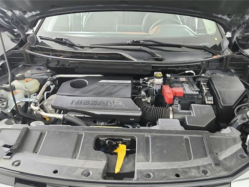 Used 2024 Nissan Rogue SV FWD image 29