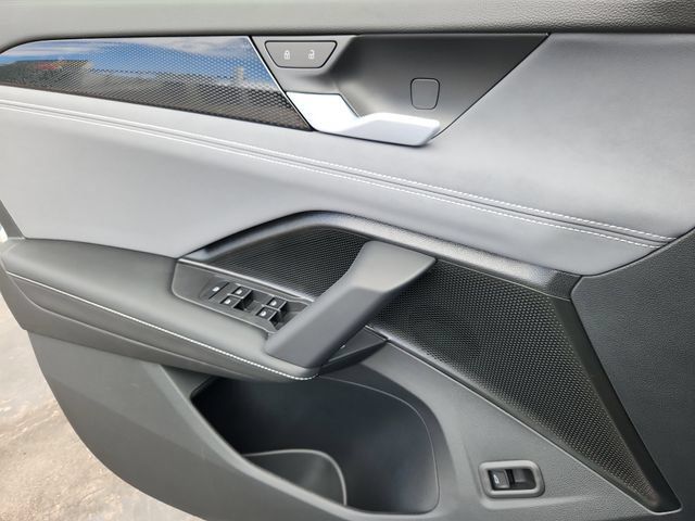 New 2026 Volkswagen Tiguan SE AWD/4WD image 7