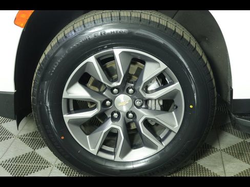 Certified 2022 Chevrolet Tahoe LS AWD/4WD image 9
