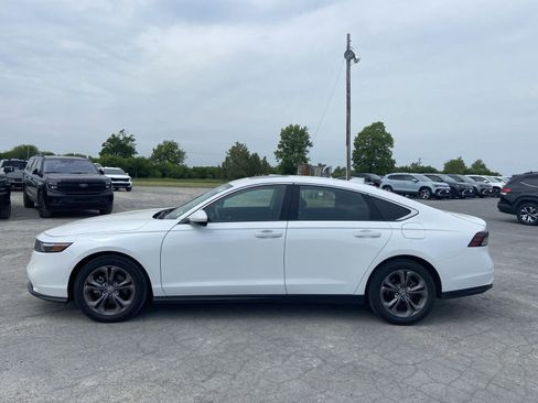 Used 2024 Honda Accord EX image 7