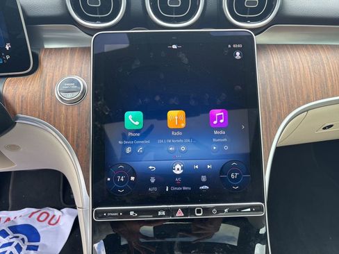 Used 2025 Mercedes-Benz C 300 Sedan image 20