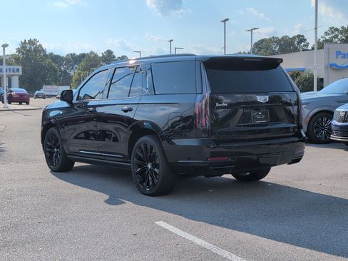 Certified 2025 Cadillac Escalade Sport Platinum w/ LPO, ONYX Package AWD/4WD image 3