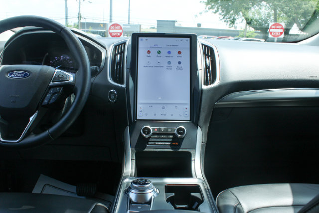 Used 2022 Ford Edge SEL w/ Convenience Package AWD/4WD image 16