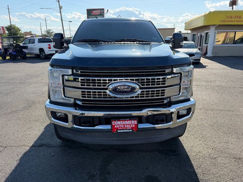 Used 2017 Ford F250 Lariat w/ Lariat Value Package AWD/4WD image 26