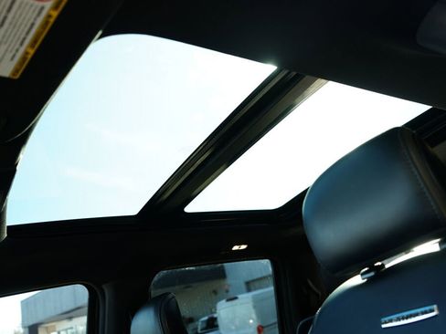 Used 2017 Ford F450 Platinum w/ Platinum Ultimate Package image 14