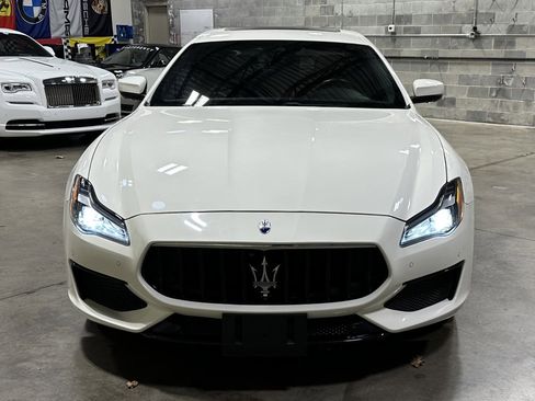 Used 2022 Maserati Quattroporte Modena Q4 image 14