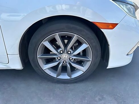 Used 2019 Honda Civic EX-L image 9
