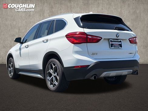 Used 2018 BMW X1 xDrive28i w/ Premium Package AWD/4WD image 5