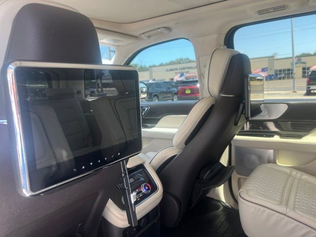 Used 2021 Lincoln Navigator Black Label AWD/4WD image 32