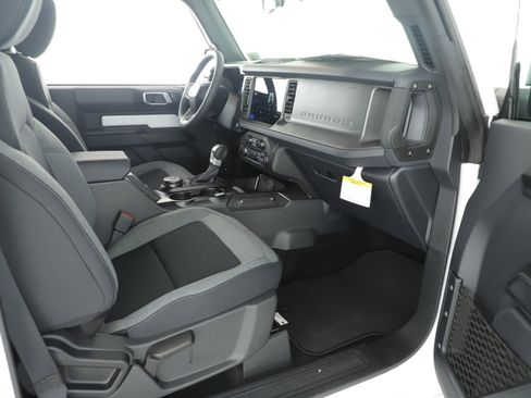 New 2025 Ford Bronco 2-Door image 13