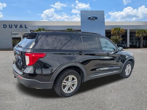 Used 2022 Ford Explorer XLT w/ Class IV Trailer Tow Package AWD/4WD image 4