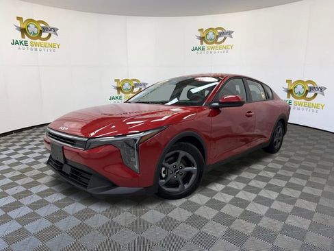 Certified 2025 Kia K4 LXS image 4