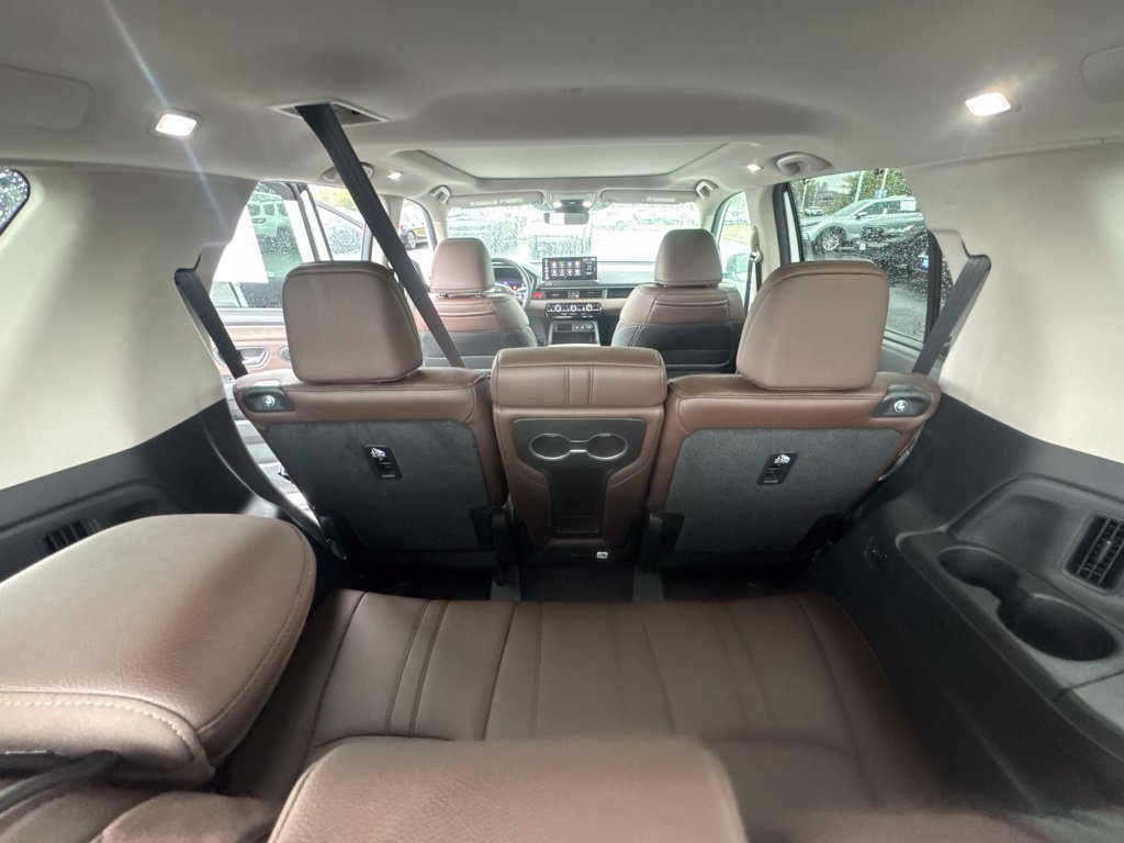 Used 2026 Honda Pilot Elite image 6