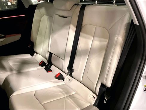 Used 2025 Audi Q3 2.0T Premium Plus w/ Premium Plus Package image 18