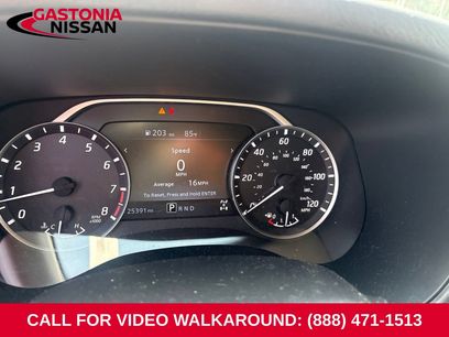 Used 2024 Nissan Frontier SL