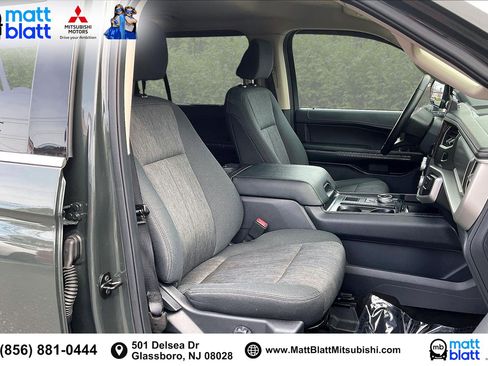 Used 2022 Ford Expedition Max XLT image 7