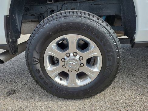 Used 2024 RAM 2500 Big Horn w/ Off Road Package image 5