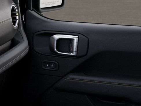 New 2026 Jeep Wrangler Unlimited Sahara AWD/4WD image 26