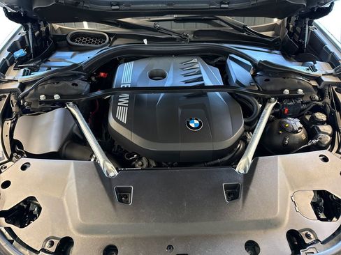 Certified 2023 BMW 740i 740i w/ Parking Assistance Package image 11