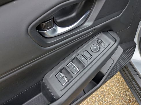 Certified 2025 Honda Accord SE image 13