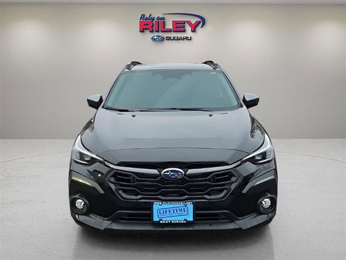 Certified 2025 Subaru Crosstrek 2.5i Limited w/ Crosstrek Mirror Package image 8
