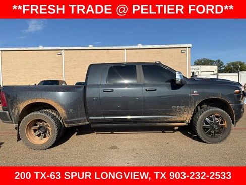 Used 2025 RAM 3500 Laramie AWD/4WD image 10