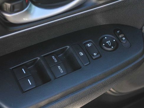 Certified 2022 Honda CR-V EX image 19