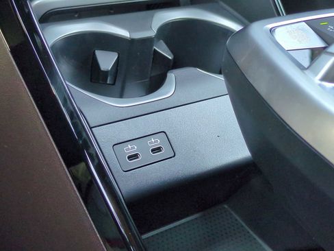 New 2025 BMW X1 xDrive28i w/ Technology Package image 34