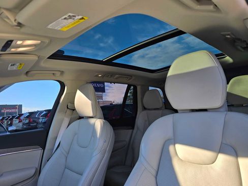 Used 2023 Volvo XC90 T8 Ultimate w/ Protection Package Premier image 21