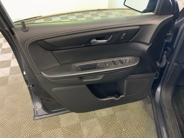 Used 2014 Chevrolet Traverse LT w/ All-Star Edition AWD/4WD image 24