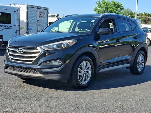 Used 2017 Hyundai Tucson SE AWD/4WD image 6