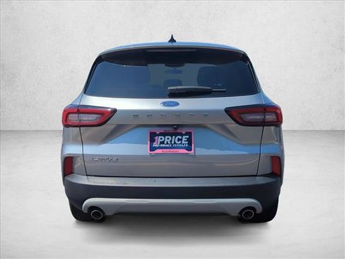 Used 2024 Ford Escape Active w/ Cold Weather Package FWD image 10