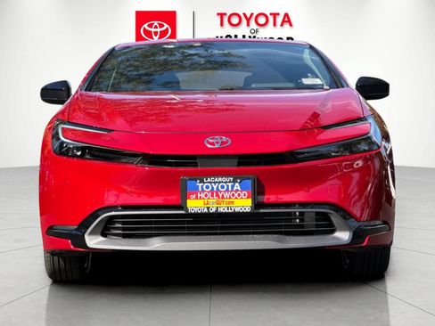 New 2027 Toyota Prius XLE FWD image 8
