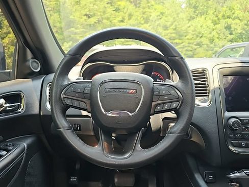 Used 2019 Dodge Durango R/T w/ Technology Group AWD/4WD image 12