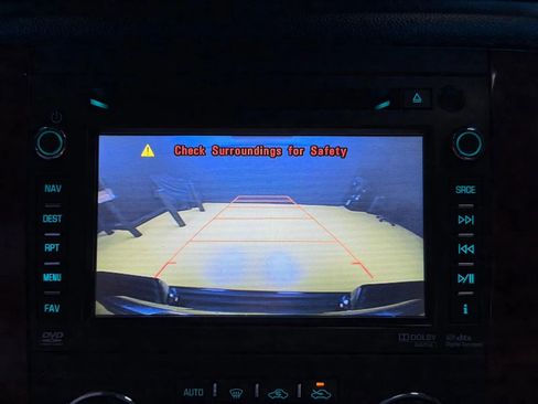 Used 2013 Chevrolet Avalanche LTZ AWD/4WD image 36