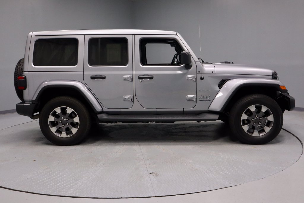 Used 2020 Jeep Wrangler Unlimited Sahara AWD/4WD image 13