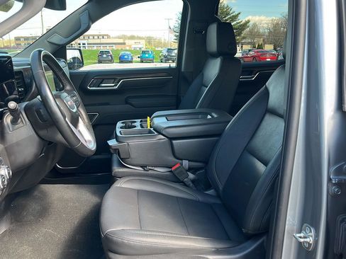 Used 2025 GMC Sierra 1500 SLT image 23
