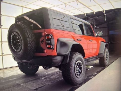 Used 2022 Ford Bronco Raptor image 4