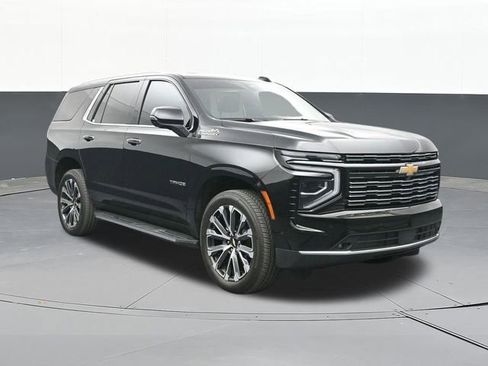 Used 2025 Chevrolet Tahoe High Country w/ Sun And Tow Package AWD/4WD image 22
