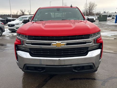 Used 2019 Chevrolet Silverado 1500 LT w/ All-Star Edition image 9