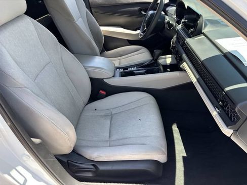 Used 2024 Honda Accord LX image 11