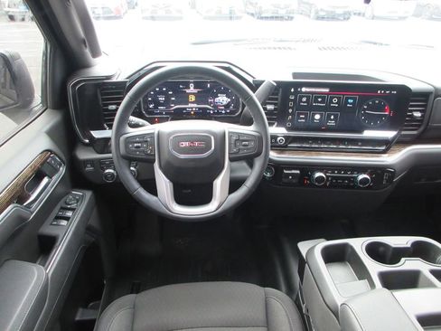 Certified 2025 GMC Sierra 1500 Elevation image 20
