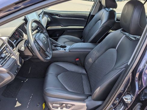 Used 2022 Toyota Camry XSE FWD image 2