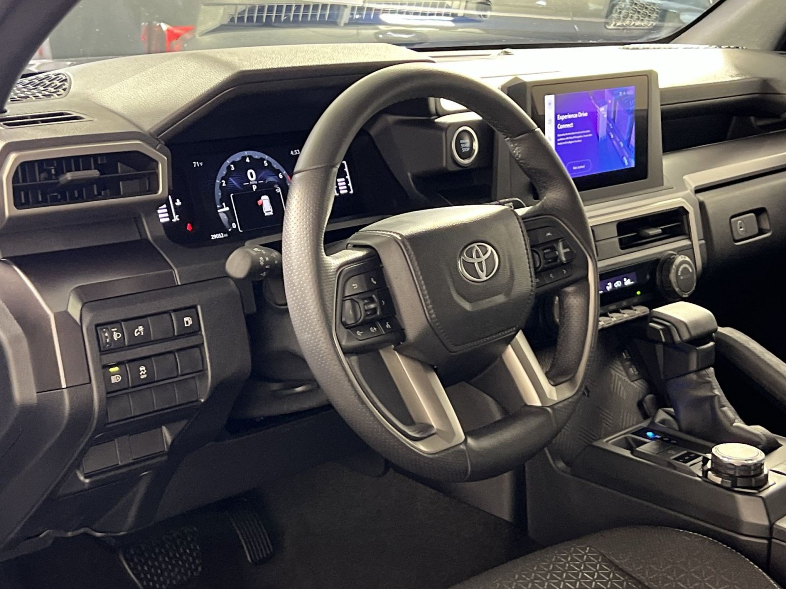 Used 2025 Toyota 4Runner SR5 AWD/4WD image 16