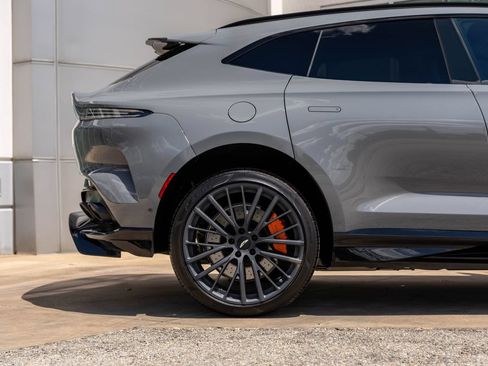 Used 2023 Aston Martin DBX 707 AWD/4WD image 7